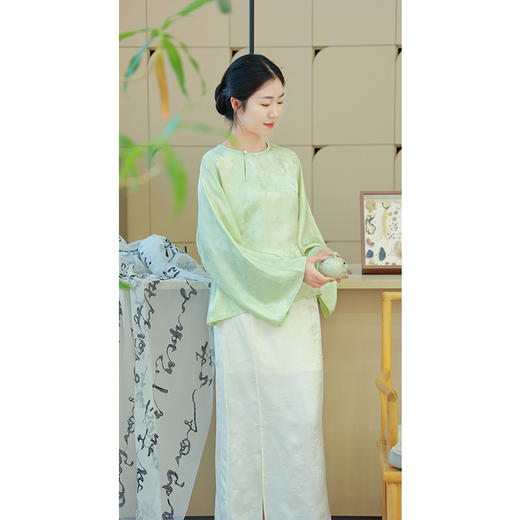 【抖音专属】新中式上衣（25708135冻缥-结缘款） 商品图1