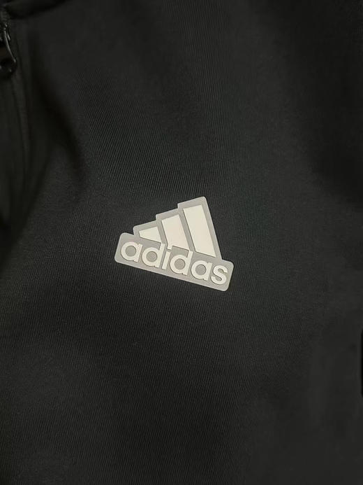 正品 Ad 阿迪达斯25年秋针织连帽夹克户外运动外套 

健身房训练、户外跑步，还是日常出街
经典三条纹+Adidas Logo，质感高级
尺码M～2XL 商品图3