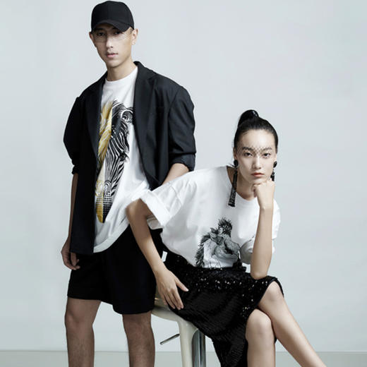 RSG郭培成衣品牌原创休闲印花长颈鹿短袖女夏T恤情侣款 商品图1