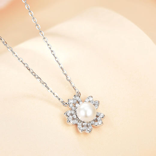 卡蒂罗KADER 樱花珍珠项链 璀璨闪耀镶嵌珍珠设计可调节锁骨链 优雅大气温柔气质 珍珠 项链 女款 商品图4