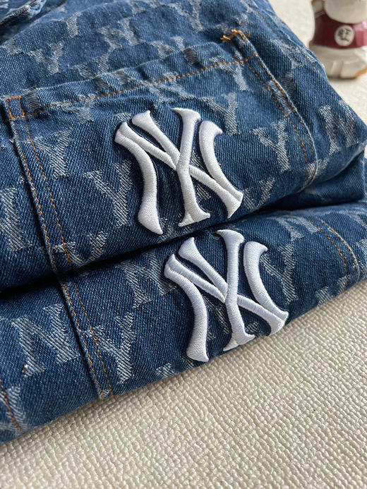 点此购买 MLB经典男女款老花满印牛仔衬衫夹克外套 LL 314171 商品图10