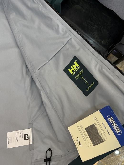 点此购买 海丽汉森春秋季男士压胶冲锋衣 yw 314026 商品图11