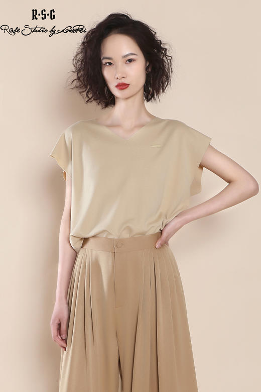 RSG郭培成衣品牌无袖上衣女款V领金标装饰宽松薄款夏季新款 商品图5
