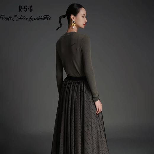RSG2023郭培成衣品牌早秋修身显瘦纯色精纺百搭针织衫 商品图4