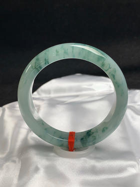 612587，54.6圈口，糯冰飘花正圈平安镯，晴底飘花，底子胶润