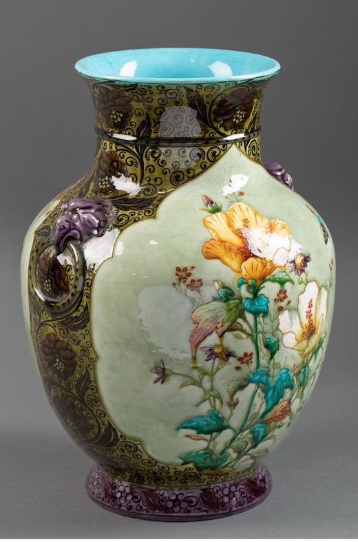 独角鹿西洋古董 19世纪法国陶艺大师Théodore Deck签名出品东方风格兽首双耳装饰繁花鸟蝶主题彩釉花瓶 商品图1