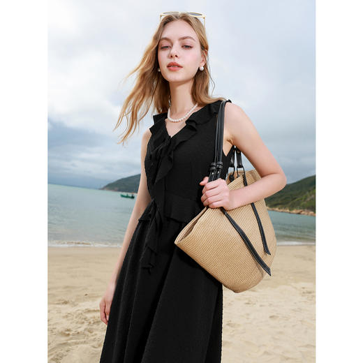 三彩2025夏季新款剪花荷叶边V领连衣裙收腰A字裙长裙度假M 商品图1