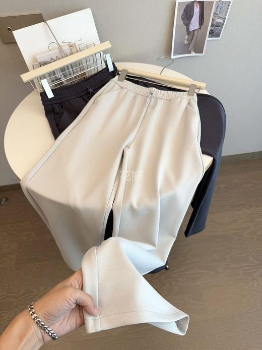 lu系云塑大师裤!【莫代尔空气砂阔腿裤】穿上后才知道什么叫“舒适自由"!软得像小婴儿皮肤，垂得像绸缎!显腿长+提臀+祼感三重暴击 商品图1