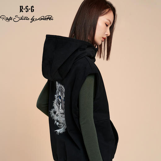 RSG郭培成衣品牌黑色插兜拉链连帽马甲雪豹刺绣纯棉修身女装 商品图1