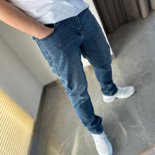 剪刀家男士弹力小脚款牛仔裤333 商品图2