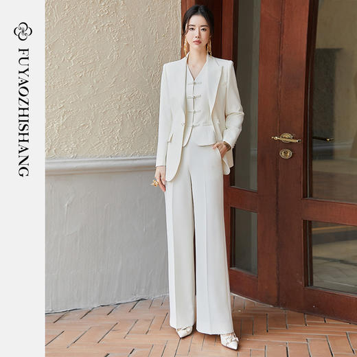FUYAO扶摇 时尚套装女复古国风盘扣设计感西装马甲三件套工作服春 商品图0