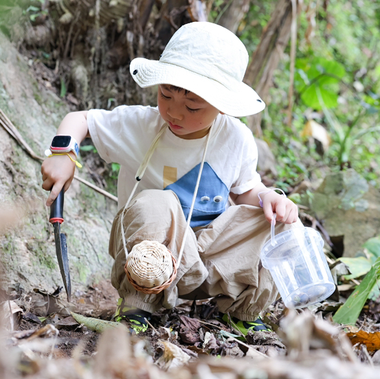 “探秘独角仙”半日昆虫独立营！季节限定，仅开4期，适合大班及以上儿童——春日徒步山林，探索昆虫，遇见幼虫，解锁童趣~~