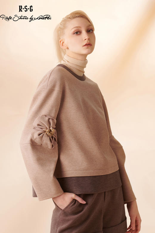 RSG郭培成衣品牌原创设计花朵装饰后背拉链长袖套头圆领卫衣 商品图5