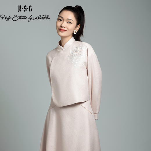 郭培成衣品牌【“药”爱自己】花朵刺绣中式立领斜襟粉色外套 商品图2