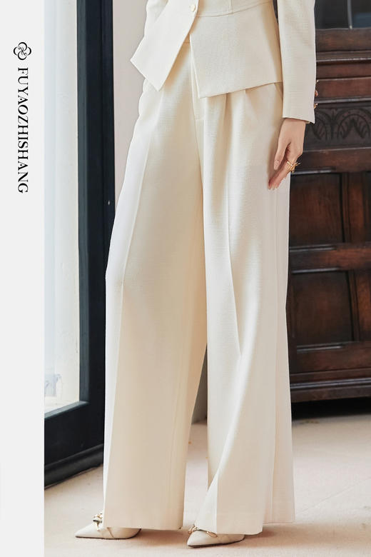 FUYAO扶摇 杏色阔腿裤女2025新款酷飒风职业工装裤垂感百搭休闲裤 商品图5
