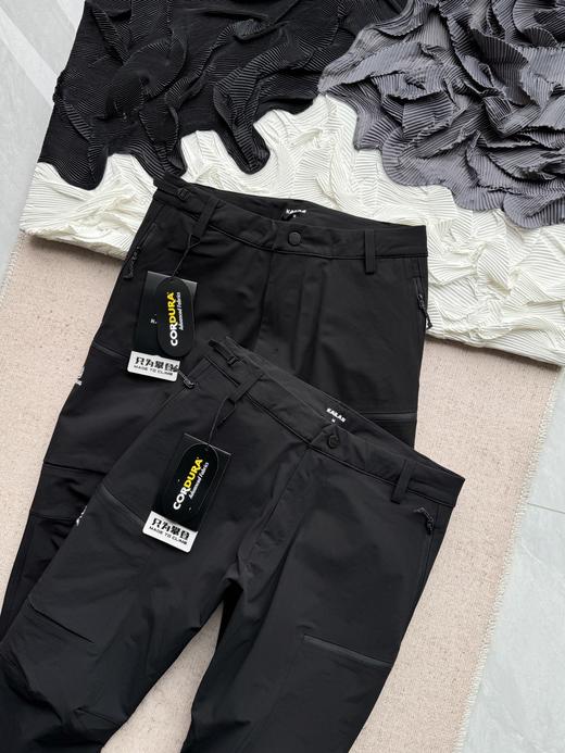 点此购买 凯乐石春夏季T10-X男士防风耐磨弹力透气户外登山徒步软壳裤 LL 314176 商品图6