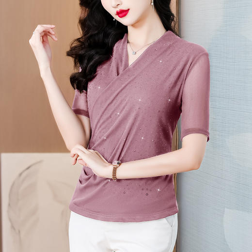 KQL B12N2802烫钻时尚洋气小衫网纱显瘦V领打底衫 商品图1