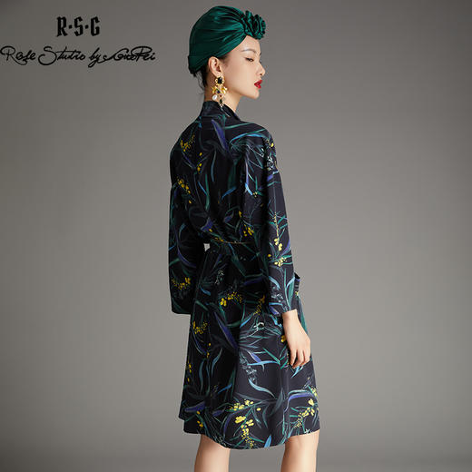 RSG早秋法式浪漫丛林印花薄风衣 商品图4