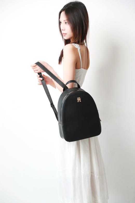 颜值已拉满，金属标双肩包。黑色+藏青色大容量学院风包包C040266 商品图11