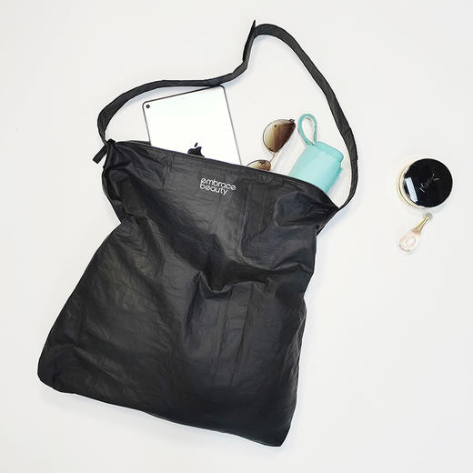 【自营】杜邦纸系列卷卷挎包   休闲斜挎包褶皱包 商品图7