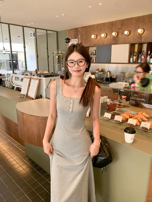 <曾小咸推荐>韩系百搭灰色背心吊带连衣裙 商品图13