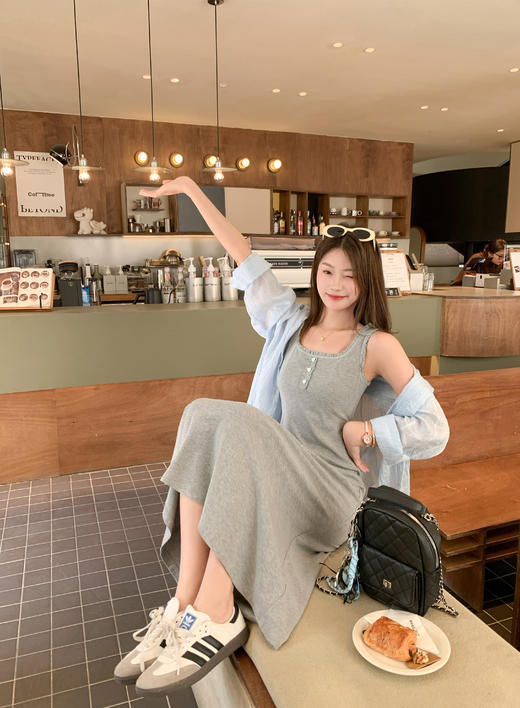 <曾小咸推荐>韩系百搭灰色背心吊带连衣裙 商品图14