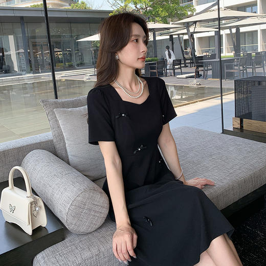 奢姿大码女装2025夏季时尚方领连衣裙胖妹妹气质蝴蝶结装饰裙子9952853212 商品图2