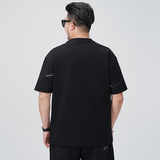 【DMH】大依优型大码短袖T恤简约百搭圆领半袖贴布线条印花加肥宽松上衣男士胖子潮流 商品图3