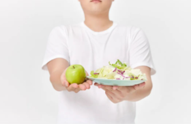  晚上少吃=不积食？真相让家长意外！‌ 