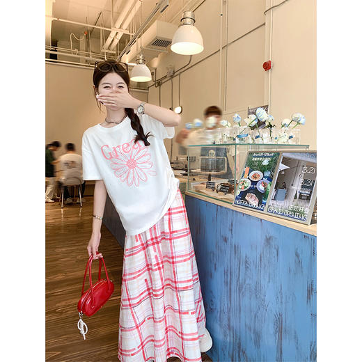 <曾小咸推荐>现货秒杀！最后一波 ！抢到赚到！甜美减龄印花短袖 日常109.99 立减50 秒杀59.99！ 商品图3