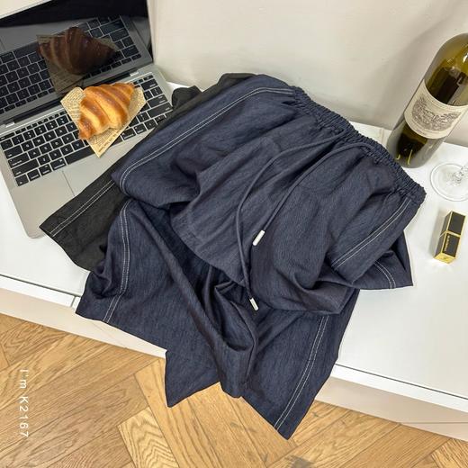 老米优品🎈3-5天。为你的夏日做减法~ 《直筒阔腿牛仔裤》冰爽丝滑质感，宽松阔腿行走生风！K250403A 商品图5