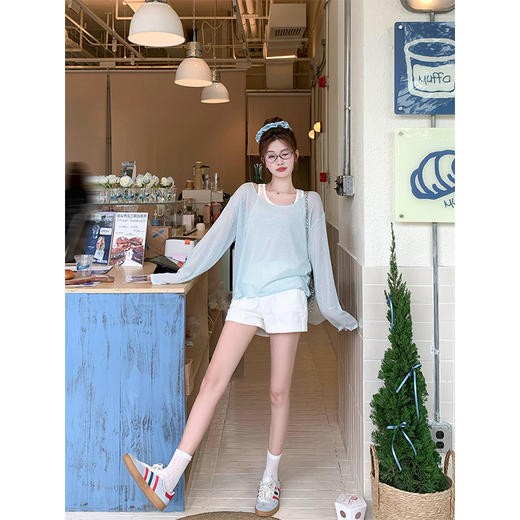 <曾小咸推荐>蓝色防晒罩衫T恤白色背心真两件套【预售3-15天发货】 商品图4