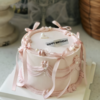 『少女感满满』粉蜜蕾丝蝴蝶结简约生日蛋糕 商品缩略图0