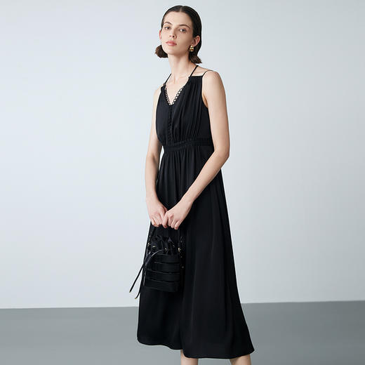 EITIE爱特爱夏季新款显瘦洋气修身吊带露背长裙连衣裙7807554 商品图3