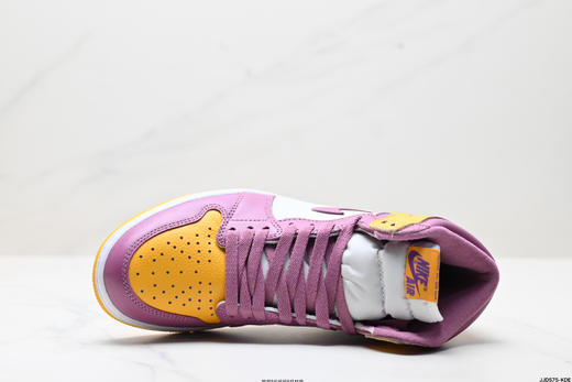 耐克乔丹Air Jordan 1 Retro Mid中帮经典复古休闲运动板鞋DZ5485-052男鞋 商品图1