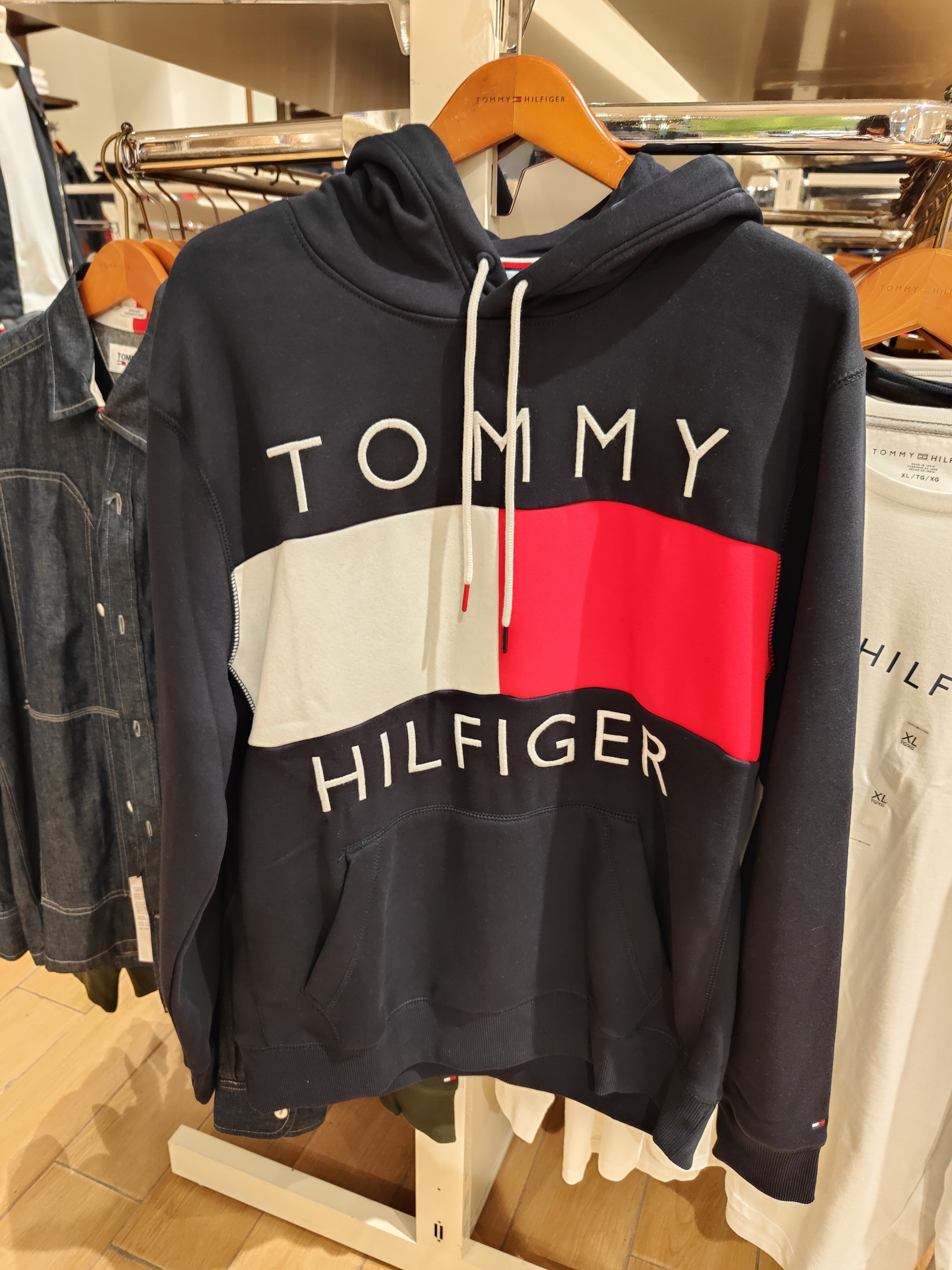 TOMMY男卫衣78J1753410
