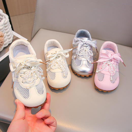 【YW】无忧购儿童韩系运动百搭蝴蝶结珍珠休闲阿甘鞋881（截单后7天发货) 商品图1