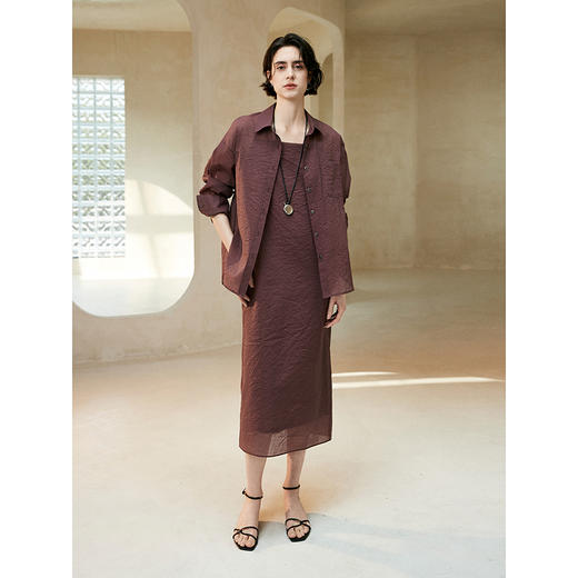 棉仓363604020-初棉叠穿-微皱透感棉纱衬衫/吊带裙套装 商品图3