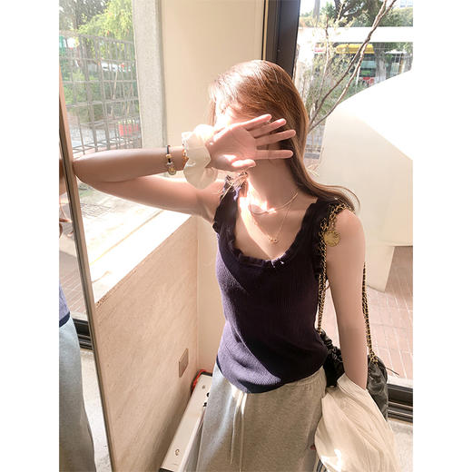 <曾小咸推荐>韩系3色木耳边修身显瘦吊带背心 商品图2