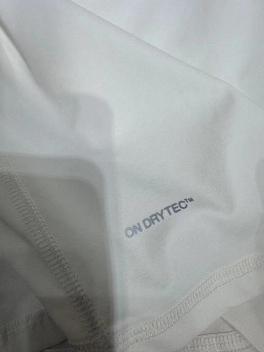 正品昂跑 夏季 无袖速干短袖 

S M L XL XXL 保真 黑白双色 

drytec 面料加持 上身真特么舒服啊 

夏季首款无袖T恤 商品图7