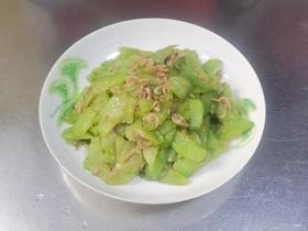 白黄瓜炒虾皮