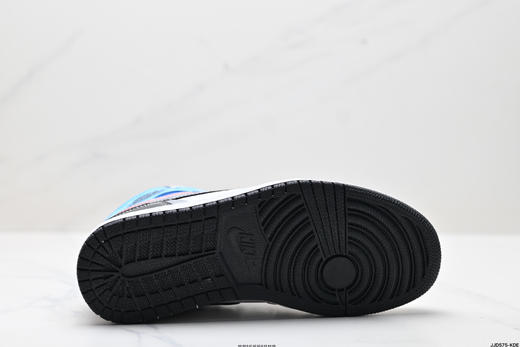 耐克乔丹Air Jordan 1 Retro Mid中帮经典复古休闲运动板鞋DZ5485-052男鞋 商品图8