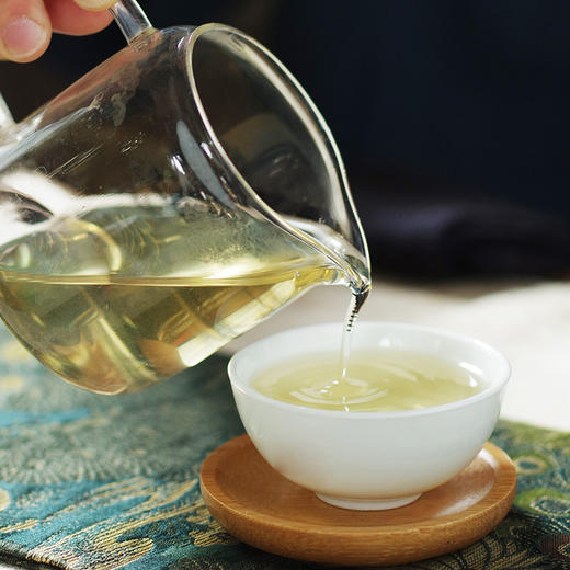 【茶王地系列】元昌号2025年倚邦古树纯料357克生饼 商品图2