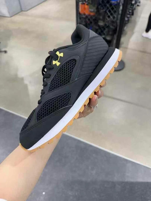 Ua安德玛⚠️女士厚底款运动鞋💥💰499✈️👟减震防滑耐磨，轻便透气运动鞋、脚感舒适！ 商品图7