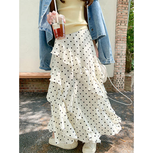 <曾小咸推荐>设计感杏色波点甜美花边高腰半身裙 商品图0