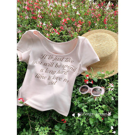 <曾小咸推荐>现货秒杀！微信超特价！字母印花修身短款短袖 日常99.99 立减50 秒杀49.99！ 商品图1