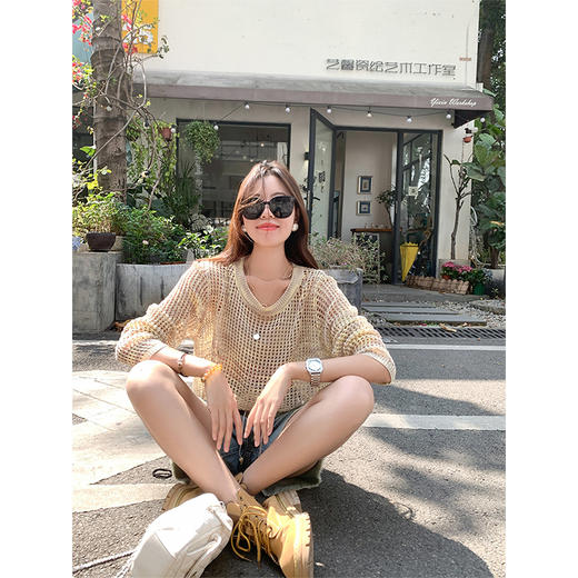 <曾小咸推荐>3.27现货秒杀 ！微信超特价！韩系亮片镂空长袖罩衫 日常119.99 立减60 秒杀59.99！！ 商品图1