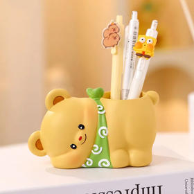 【黄油小熊，装饰摆件系列】可爱小熊笔筒收纳摆件 学习学生教师节礼物笔筒 儿童书桌装饰品-QQ