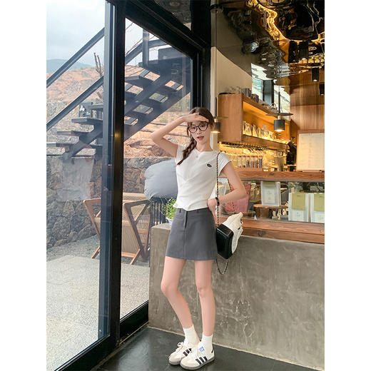 <曾小咸推荐>小众别致白色扭结小飞袖圆领短袖T恤 商品图3