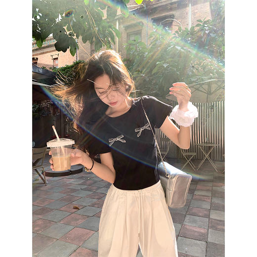 <曾小咸推荐>蝴蝶结印花修身显瘦圆领短袖T恤 商品图0